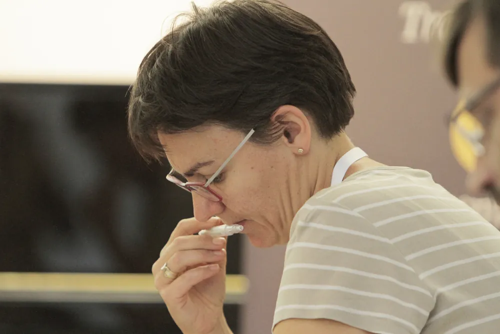 Caroline Pruvost en atelier de travail